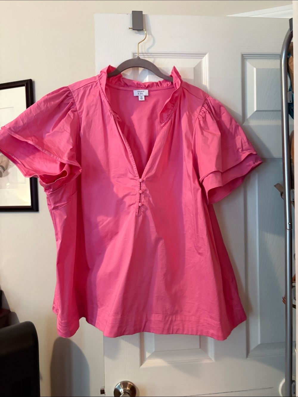 crown & ivy Bright Pink V-Neck Ruffle Sleeve Blouse